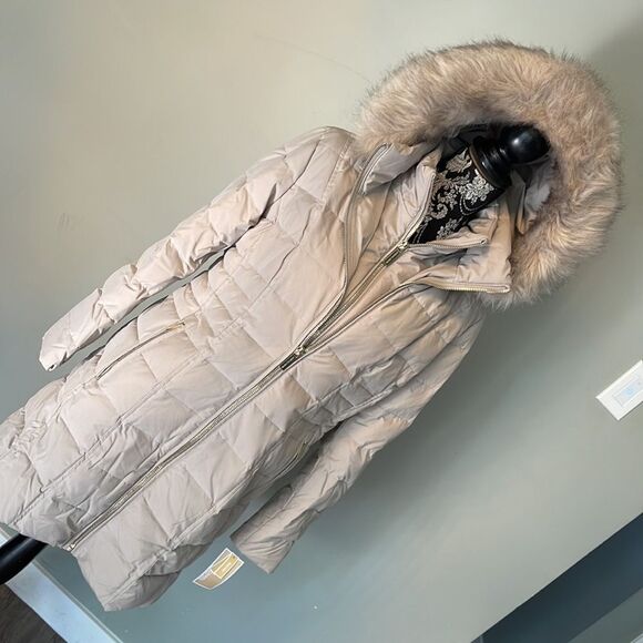 Michael Kors Black Medium NEW Down Parka - Picture 1 of 6